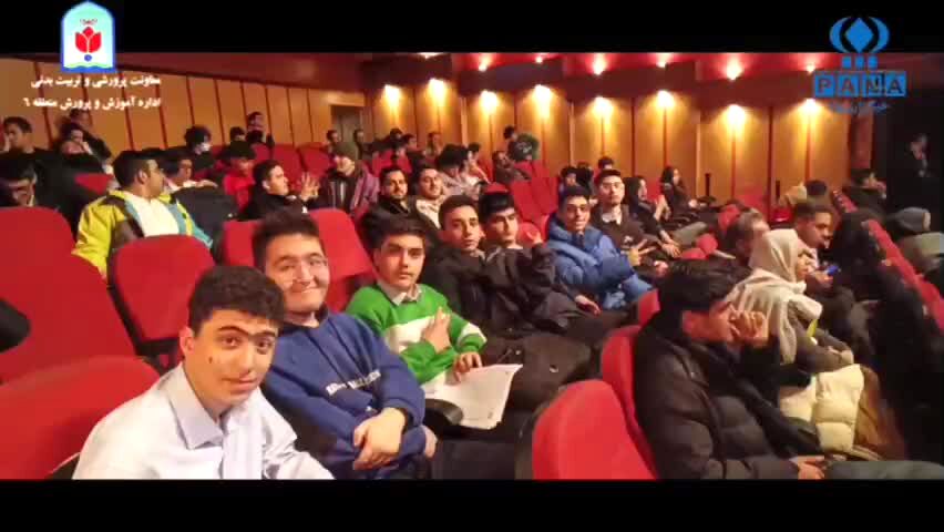 درخشش دانش‌آموزان منطقه‌۶ در هنرهای آوایی و نمایشی جشنواره «امید فردا»